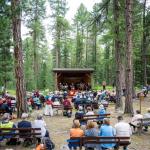 FESTIVAL OPERA ENGIADINA 2023 Aufführung im Taiswald Pontresina